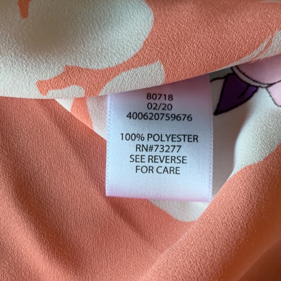 CANDIES Blouse Peach Purple PINTUCK SHELL Floral Popover V-Neck NWT Medium - Picture 11 of 12